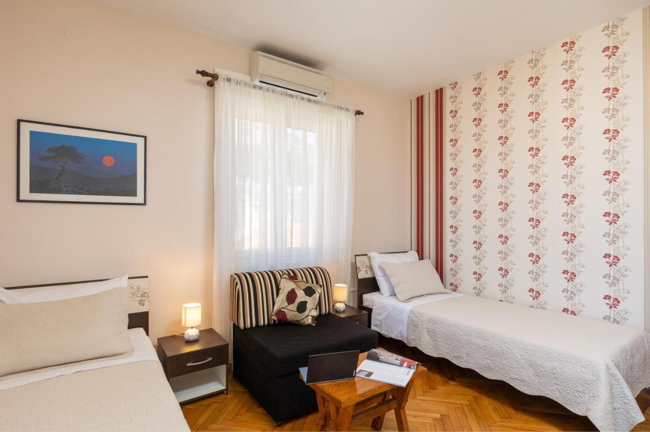 Falkoni Apartment